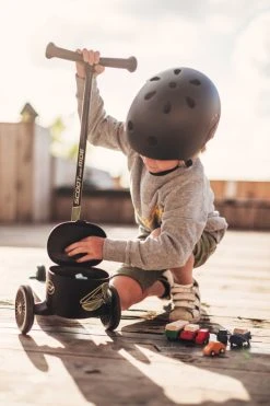 Scoot And Ride Green Lines Highwaykick 2 Step SR-96525 15 Scoot And Ride Green Lines Highwaykick 2 Step SR-96525 -BabyWereldNederland Scoot and Ride Green Lines Highwaykick 2 Step SR 96525 .sfeer 2