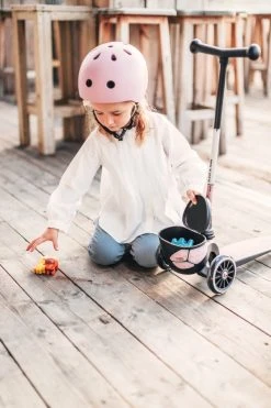 Scoot And Ride Led Rose Highwaykick 2 Step SR-96528 -BabyWereldNederland Scoot and Ride Led Rose Highwaykick 2 Step SR 96528 .sfeer 2