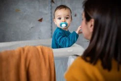 Babygo Groovy Grijs Campingbedje Incl. Bodemverhoger 4551 -BabyWereldNederland babygo groovy grijs campingbedje incl. bodemverhoger 11