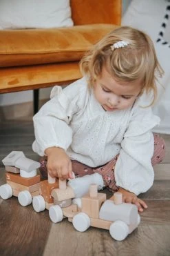 Label Label Nougat Houten Speelgoed Trein LLWT-34390 -BabyWereldNederland label label nougat houten speelgoed trein llwt 34390 5