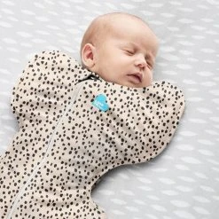 Love To Dream Swaddle Up 1.0 Animal Beige Small 3-6 Kg Inbakerslaapzak L1001252BGES -BabyWereldNederland love to dream swaddle up 1.0 animal beige 3