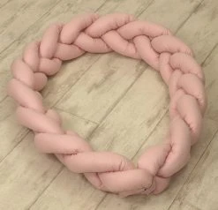 MamaLoes Amy Pure Roze 2-in-1 Babynest En Braided Bedbumper 80662 -BabyWereldNederland mamaloes amy pure roze 2 in 1 babynest en braided bedbumper 80662