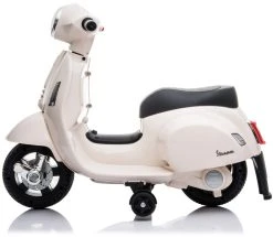 Eco Toys White Elektrische Vespa Scooter H1 -BabyWereldNederland mamaloes eco toys white elektrische vespa scooter h1 4
