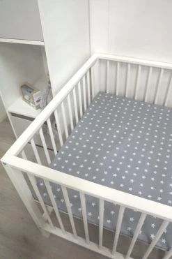 MamaLoes Grey/White Stars Boxdek W-388571 9 MamaLoes Grey/White Stars Boxdek W-388571 -BabyWereldNederland mamaloes grey white stars boxdek w 388571 9