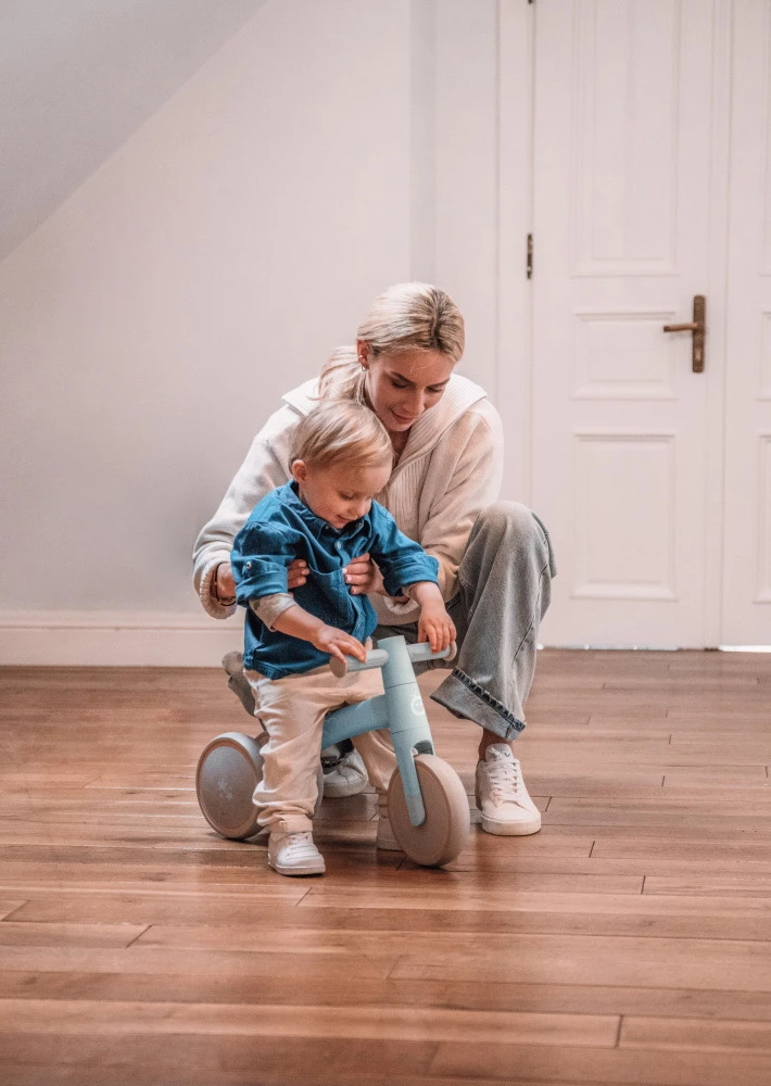 Momi Tedi Light Blue Mini Bike Loopfiets ROBI00037 9 Momi Tedi Light Blue Mini Bike Loopfiets ROBI00037 - Afbeelding 9