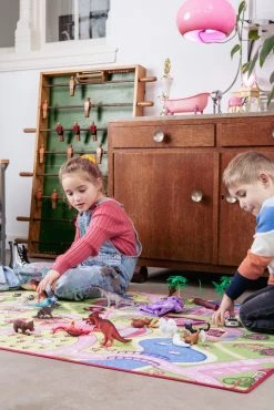 Rebel Roads Fairground Life 95x200 Cm Speelmat RSWTWGA26095200T01 9 Rebel Roads Fairground Life 95x200 Cm Speelmat RSWTWGA26095200T01 -BabyWereldNederland rebel roads fairground life 95x200 cm speelmat rswtwga26095200t01 4