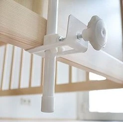 MamaLoes Amy Wit Piekstok & Sluierstandaard Met Klembevestiging 66763 8 MamaLoes Amy Wit Piekstok & Sluierstandaard Met Klembevestiging 66763 -BabyWereldNederland tako sluierstandaard met klem 3 4