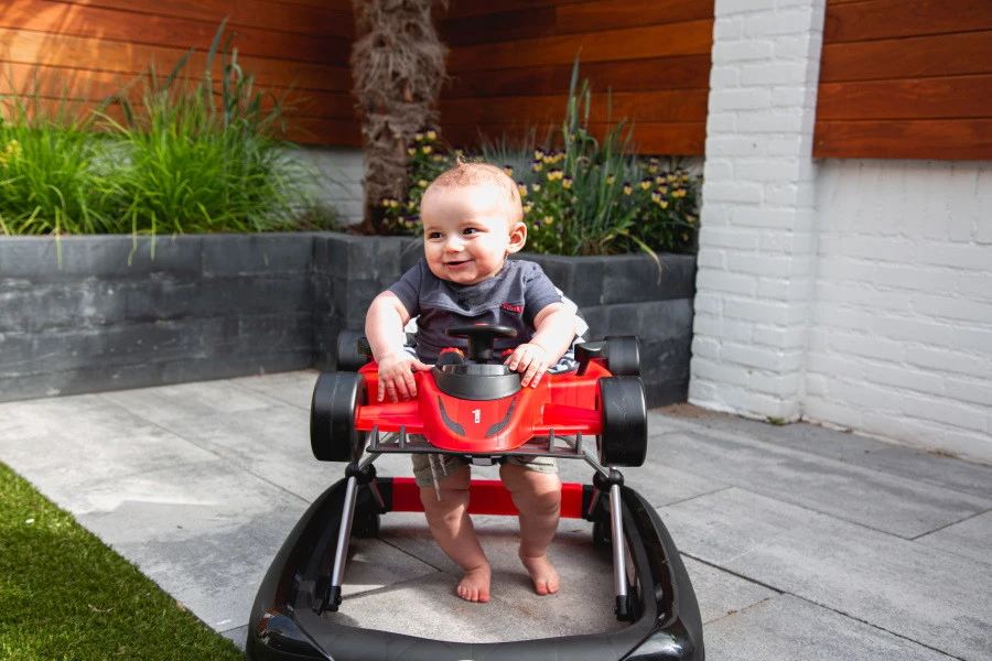 Tryco F1 Racer Black 2-in-1 Loopstoel En Loopwagen TR-362703 13 Tryco F1 Racer Black 2-in-1 Loopstoel En Loopwagen TR-362703 - Afbeelding 13