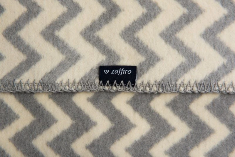 Zaffiro Grijs & Ecru Zigzag 75 X 100 Cm Wiegdeken 40771 3 Zaffiro Grijs & Ecru Zigzag 75 X 100 Cm Wiegdeken 40771 - Afbeelding 3